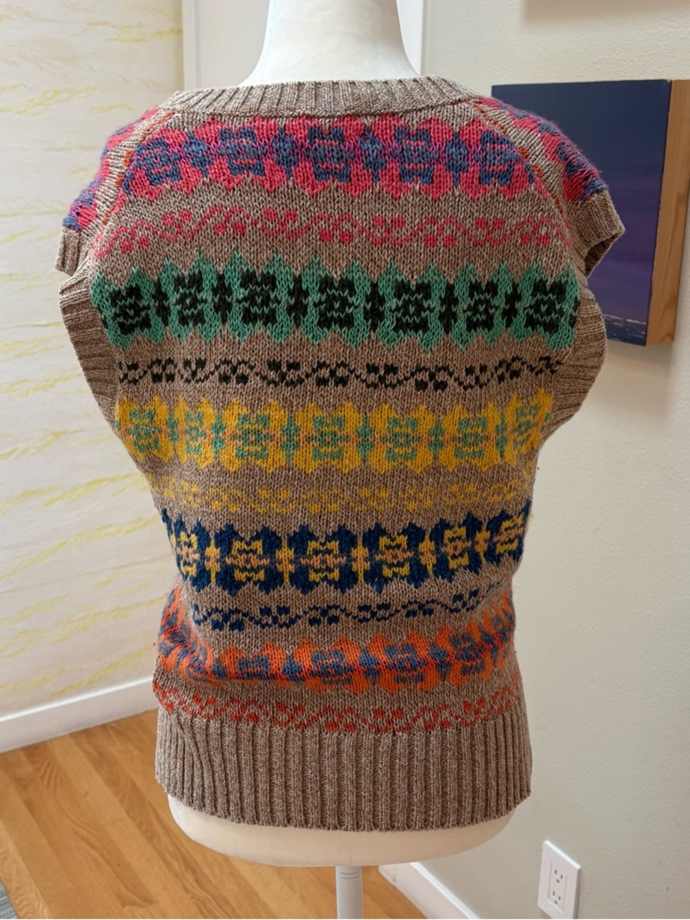 Polo by Ralph Lauren Beige Fair Isle V-Neck Sweater Vest with Multicolor Stripes - Picture 4 of 4